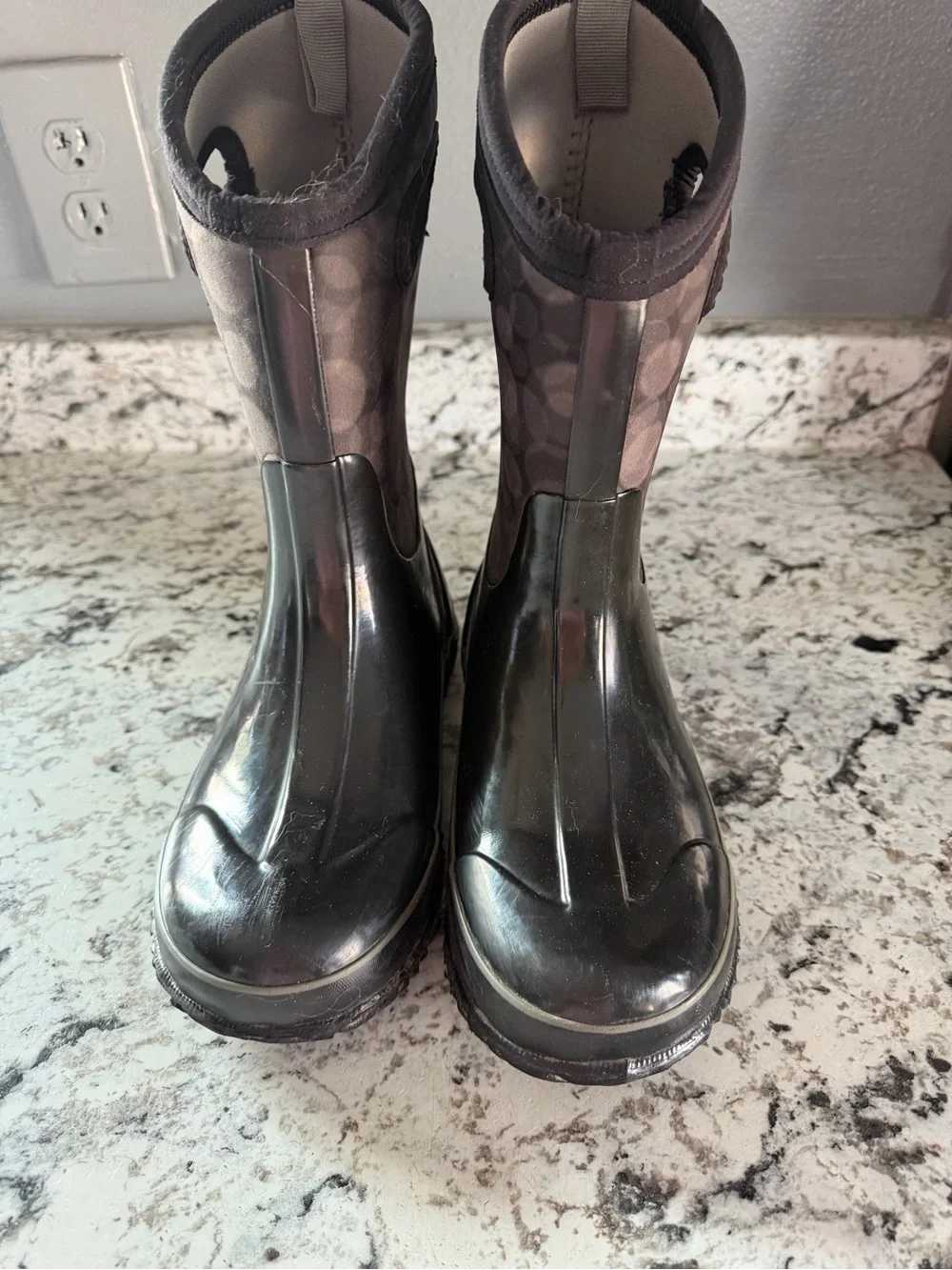 Bogs Kids Black and Gray Waterproof Rain Boots with Pull Handles